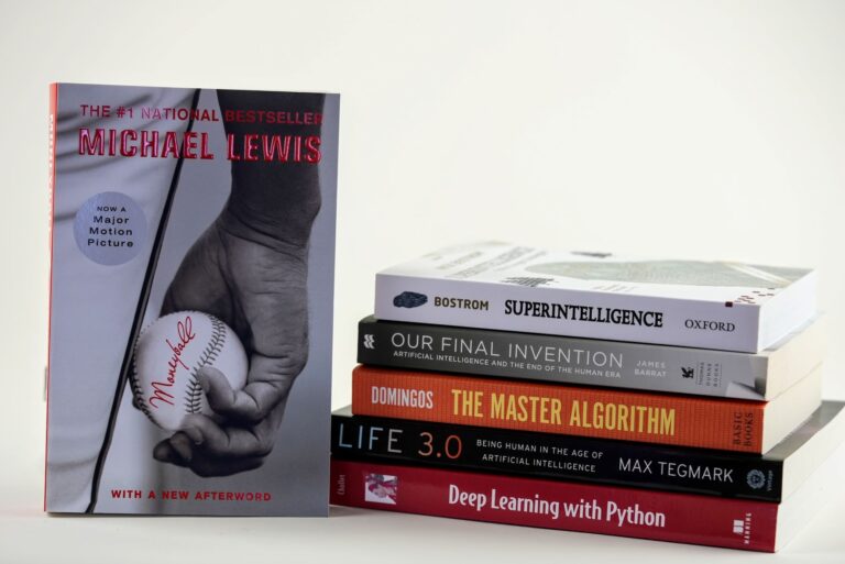Moneyball by Michael Lewis Book Cover