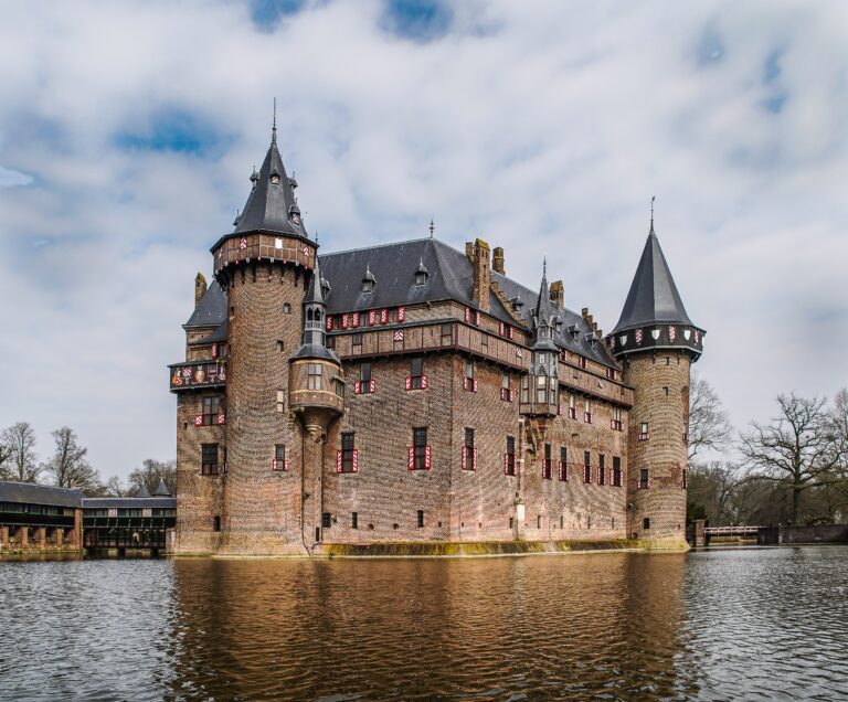 Corporations have no Moat on large language models. Open source wins again.